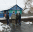 Глава района побывал на новой дороге в деревне Новодонке - Исилькульский район