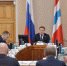 Виталий Хоценко нацелил Правительство региона и глав муниципалитетов проявлять заботу к семьям участников СВО - Газета Знамя