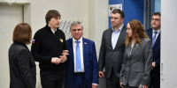 Задачи Комплексного развития системы образования Омской области обсудили Сергей Кравцов и Виталий Хоценко - Газета Знамя