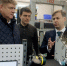 Полпреда познакомили с передовыми разработками физиков - Газета Знамя