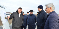 Виталий Хоценко проинспектировал новый участок автомобильной дороги в Калачинске - Газета Знамя